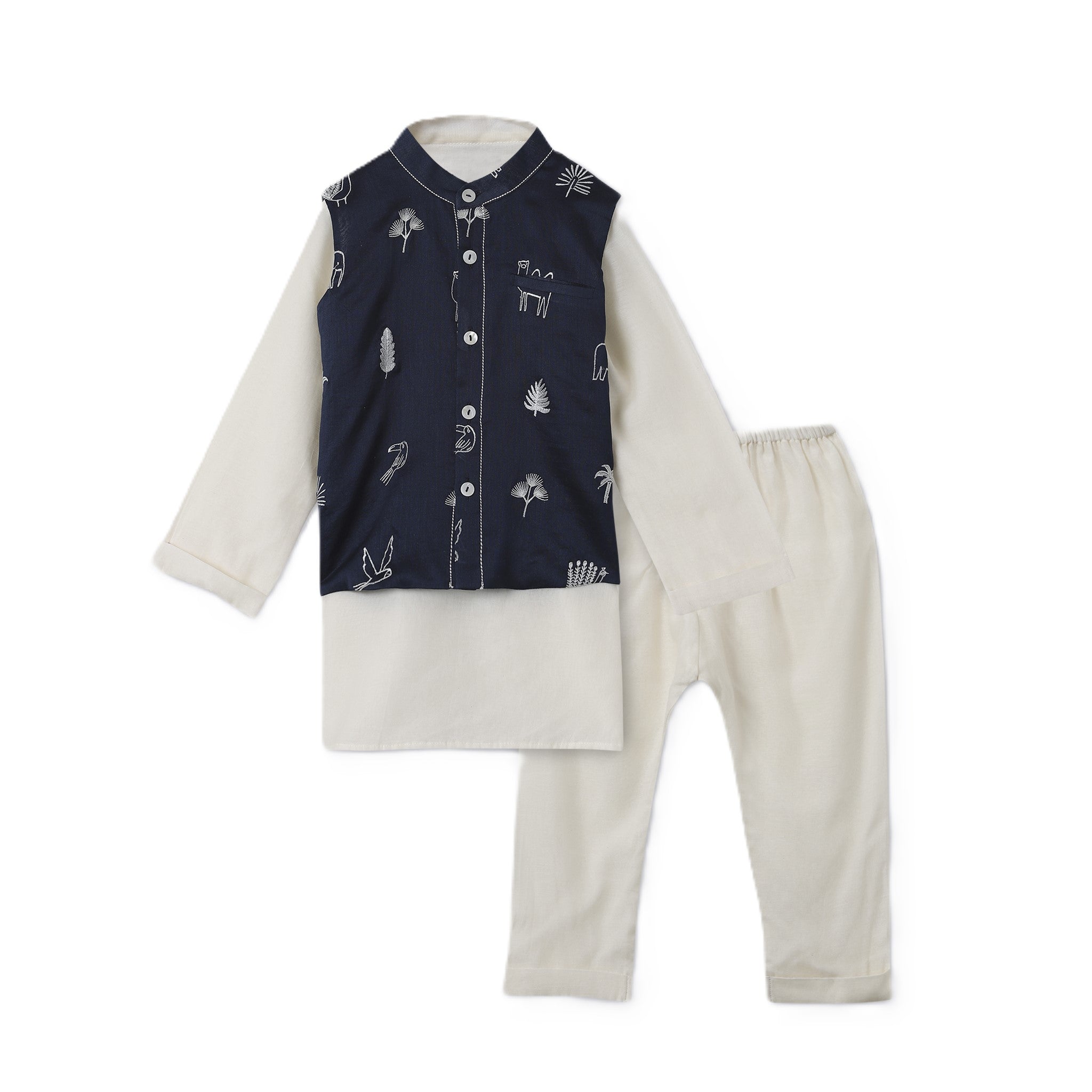 Chanderi Kurta Pyjama & Bandi Set | Embroidered