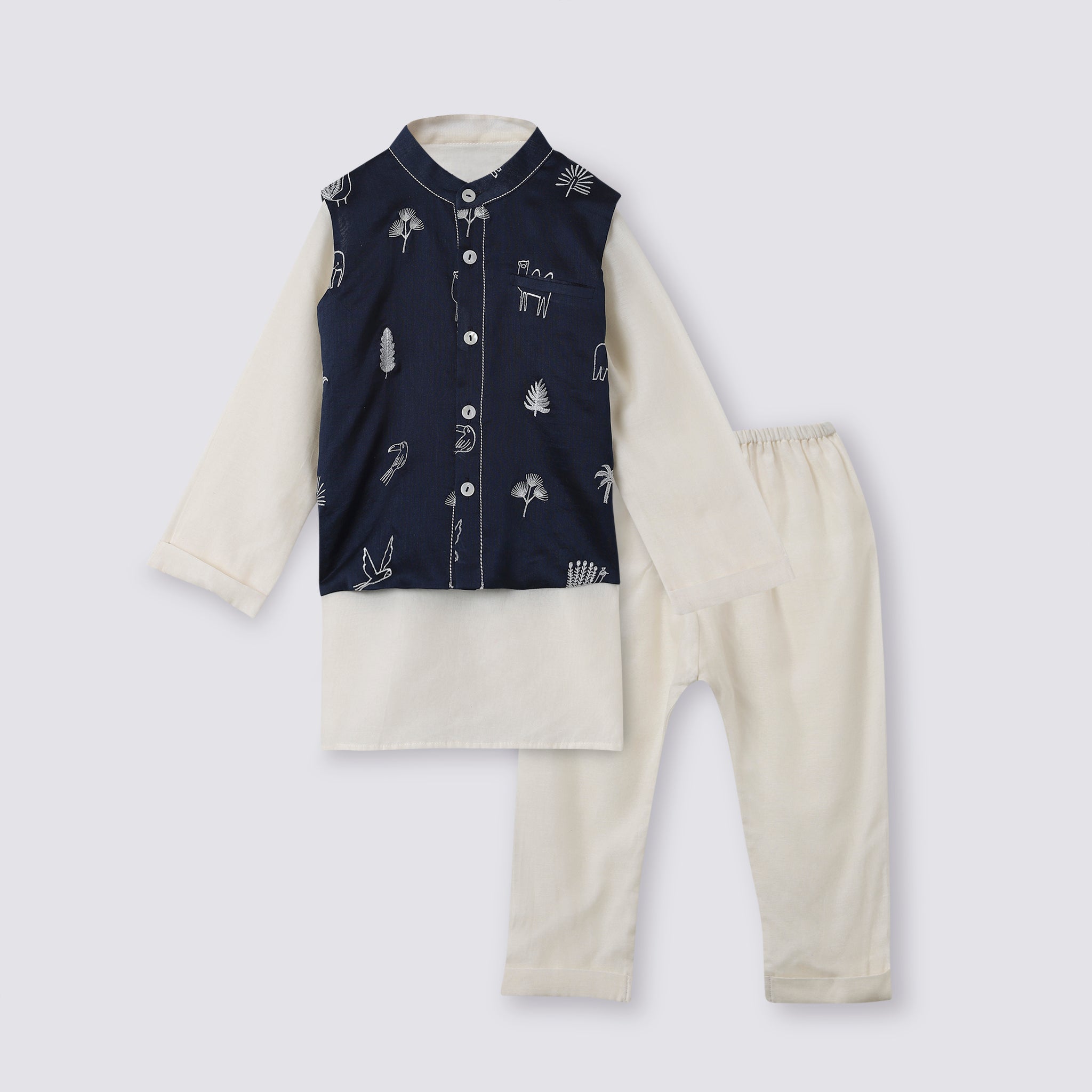Chanderi Kurta Pyjama & Bandi Set | Embroidered