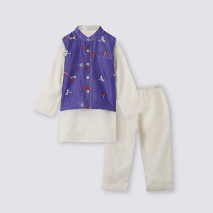 Chanderi Kurta Pyjama & Bandi Set | Embroidered