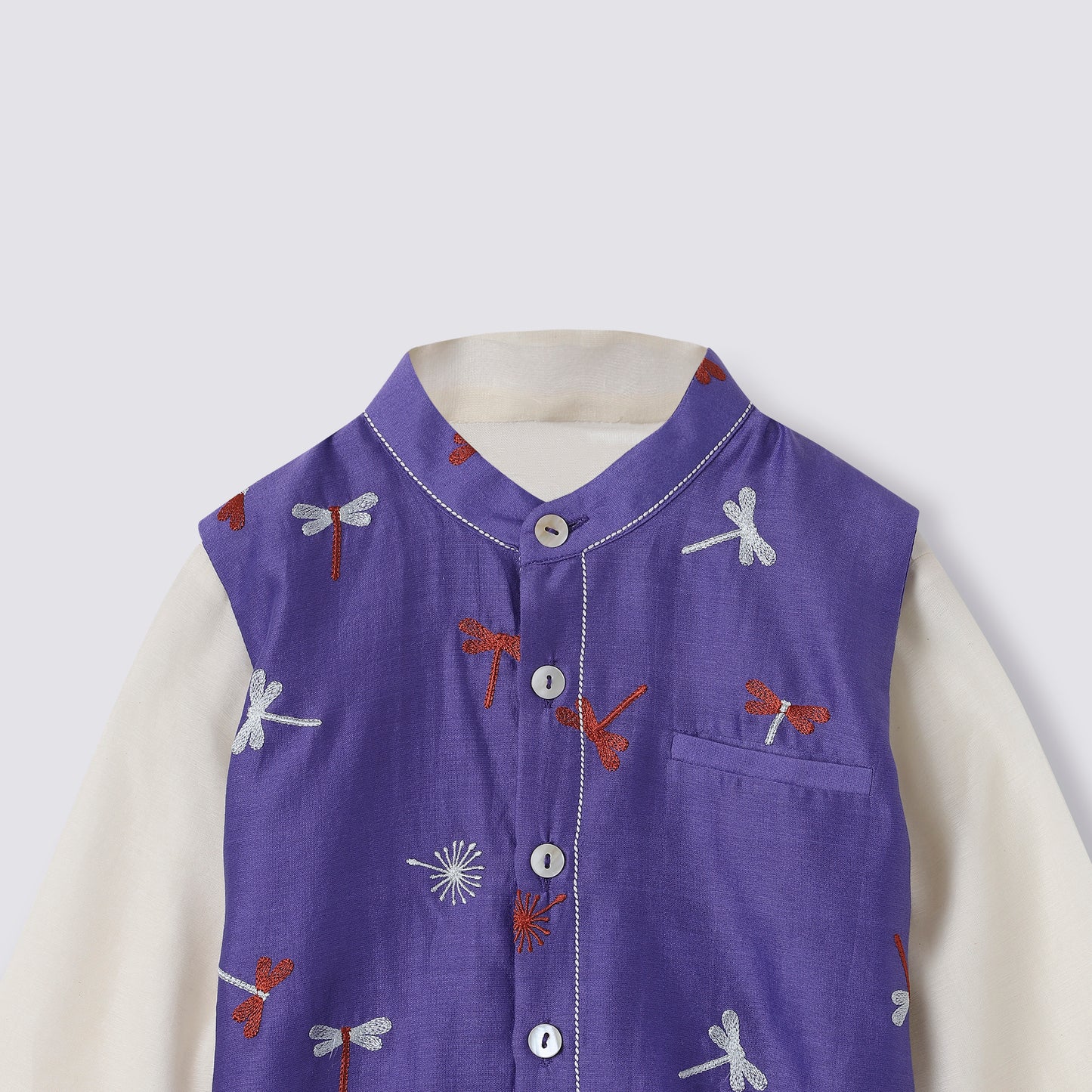 Chanderi Kurta Pyjama & Bandi Set | Embroidered