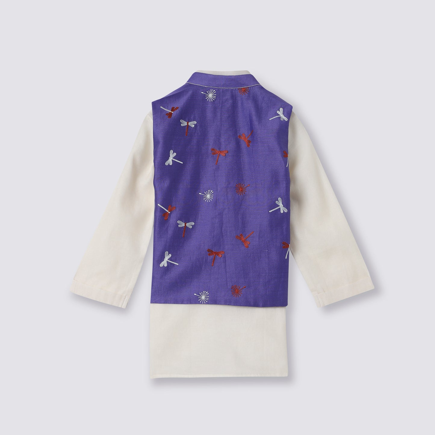 Chanderi Kurta Pyjama & Bandi Set | Embroidered