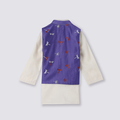 Chanderi Kurta Pyjama & Bandi Set | Embroidered