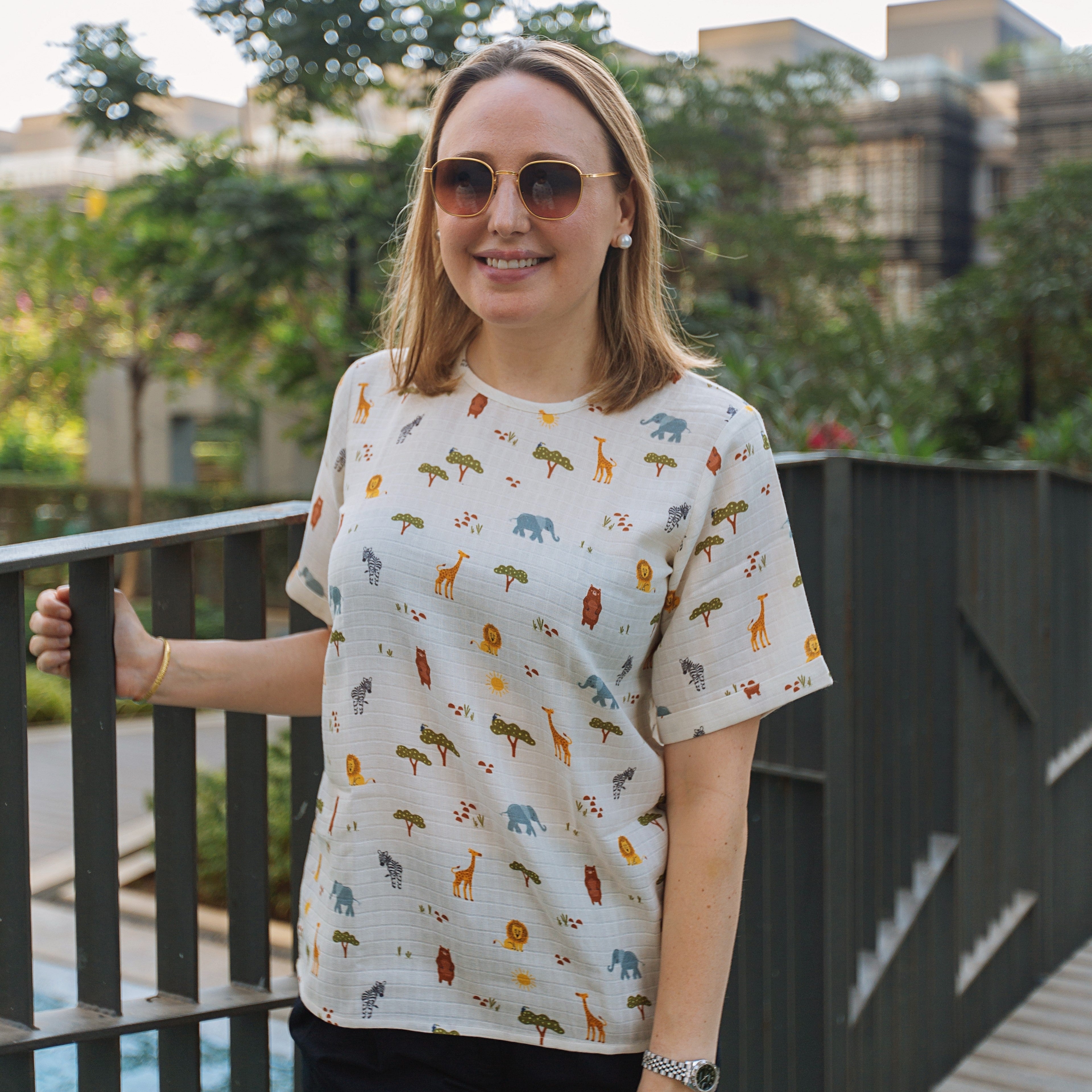 Organic Muslin Top | Twinning for Mom