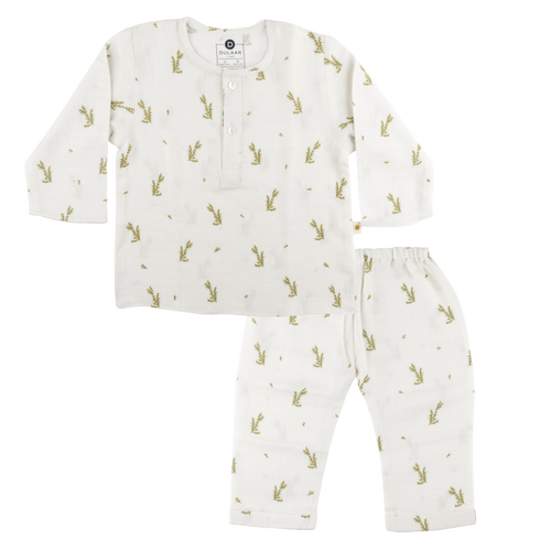 Our breezy and luxe muslin loungewear is a cute kurta-pyjama style set that can be worn on brunches or cosy playdates. Our three-quarter sleeve kurta with mother-of-pearl buttons is paired with a comfortable gender-neutral pair of pant-style pyjamas to give a classy, adorable look Organic cotton organic muslin premium gift luxury gift sustainable clothes baby clothes baby gift newborn gift birthday gift onesie bodysuit